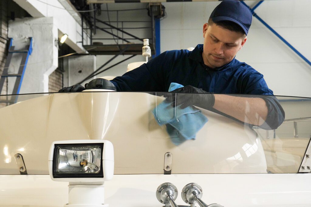 boat-detailing-owasco-marine-auburn-ny